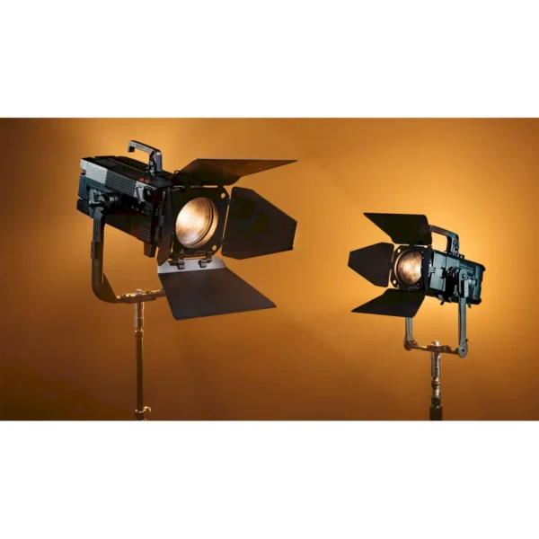 Elumen8 MP 60 LED Fresnel WW MKII